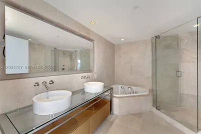 6000 Indian Creek #14B, Miami Beach, FL 33140 - Photo 8
