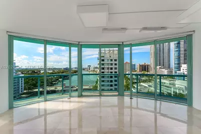 6000 Indian Creek #14B, Miami Beach, FL 33140 - Photo 2