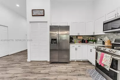 2804 Washington, Fort Lauderdale, FL 33311 - Photo 10
