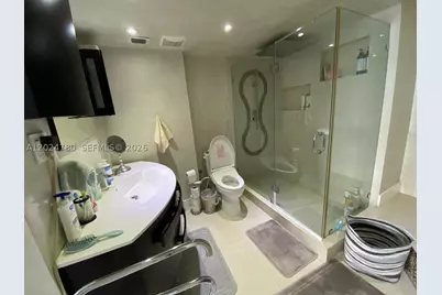 18081 Biscayne #1904, Aventura, FL 33160 - Photo 20