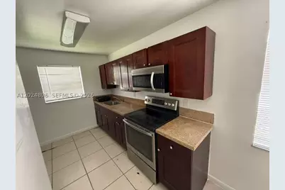 6921 Pembroke #6927, Pembroke Pines, FL 33023 - Photo 6