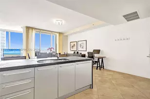 18201 Collins, Sunny Isles Beach, FL 33160 - Photo 10