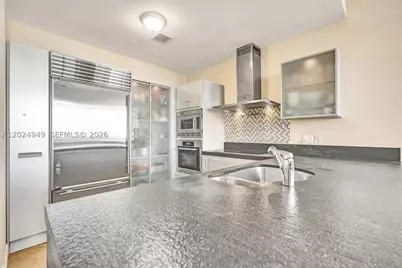 18201 Collins #3707, Sunny Isles Beach, FL 33160 - Photo 8