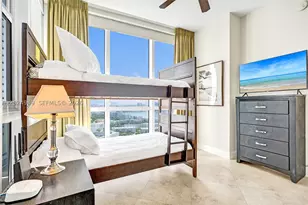 18201 Collins, Sunny Isles Beach, FL 33160 - Photo 18