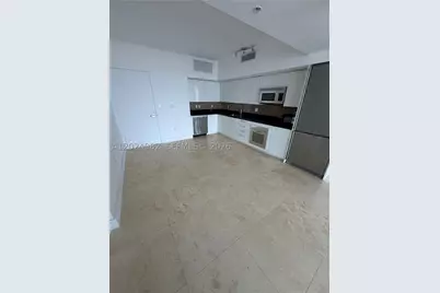 92 SW 3rd #3909, Miami, FL 33130 - Photo 2