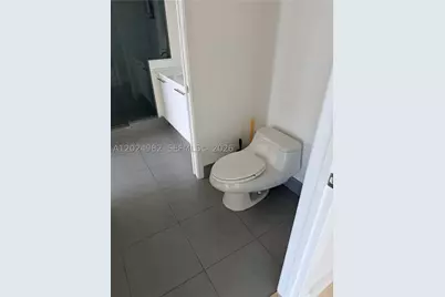 92 SW 3rd #3909, Miami, FL 33130 - Photo 4