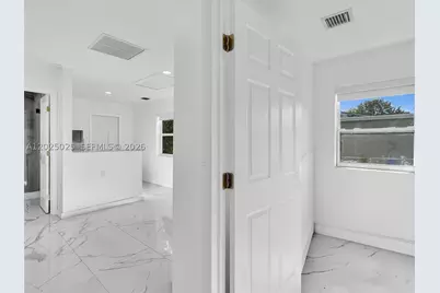 [Address not provided], Hollywood, FL 33023 - Photo 4