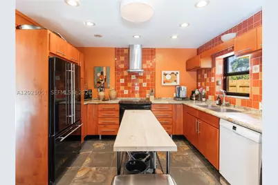1212 NE 17th, Fort Lauderdale, FL 33304 - Photo 4