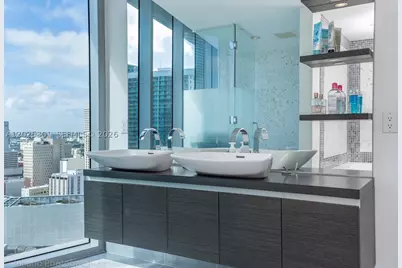 200 Biscayne Boulevard #3102, Miami, FL 33131 - Photo 22