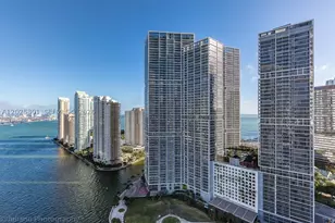 200 Biscayne Blvd, Miami, FL 33131 - Photo 2