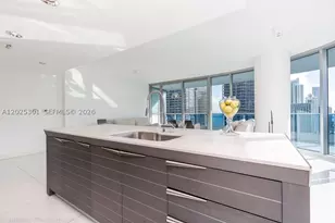 200 Biscayne Blvd, Miami, FL 33131 - Photo 8