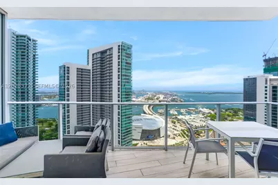 851 NE 1st #3909, Miami, FL 33132 - Photo 10