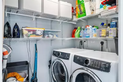 851 NE 1st #3909, Miami, FL 33132 - Photo 26