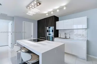 851 NE 1st #3909, Miami, FL 33132 - Photo 4