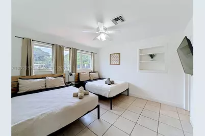 2501 NE 209th, Miami, FL 33180 - Photo 24