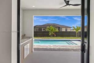 1805 NW 12th, Cape Coral, FL 33993 - Photo 14