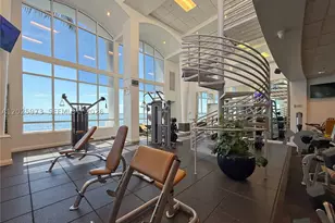 848 Brickell Key, Miami, FL 33131 - Photo 34