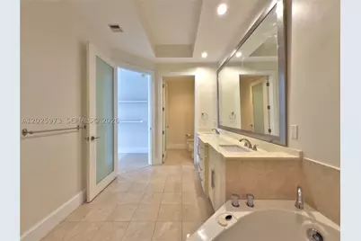 848 Brickell Key #306, Miami, FL 33131 - Photo 16