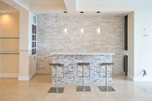848 Brickell Key, Miami, FL 33131 - Photo 4