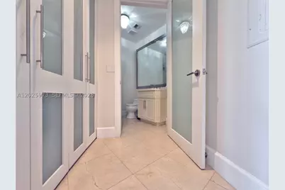 848 Brickell Key #306, Miami, FL 33131 - Photo 28
