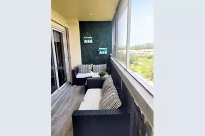 800 NE 195th #720, Miami, FL 33179 - Photo 32