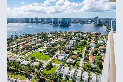 18975 Collins #3105, Sunny Isles Beach, FL 33160 - Photo 32