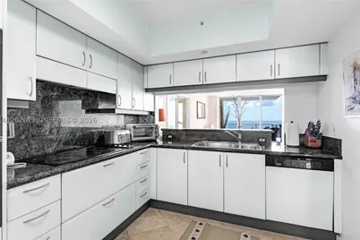 1455 Ocean #1106, Miami Beach, FL 33139 - Photo 8