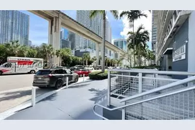 690 SW 1st #1908, Miami, FL 33130 - Photo 2