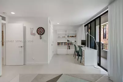 10659 NE Quaybridge #C5, Miami, FL 33138 - Photo 14
