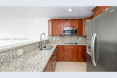 4390 W 12th #18B, Hialeah, FL 33012 - Photo 2