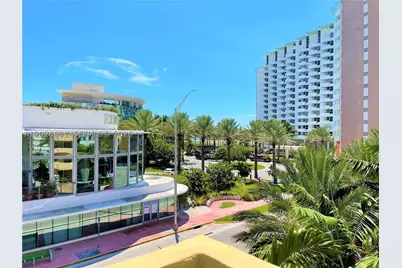 2924 Collins #301, Miami Beach, FL 33140 - Photo 4