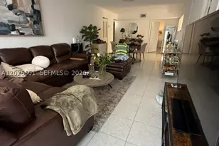 2924 Collins, Miami Beach, FL 33140 - Photo 6