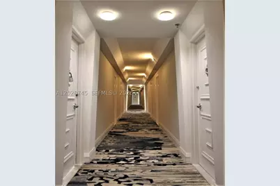5151 Collins #519, Miami Beach, FL 33140 - Photo 34