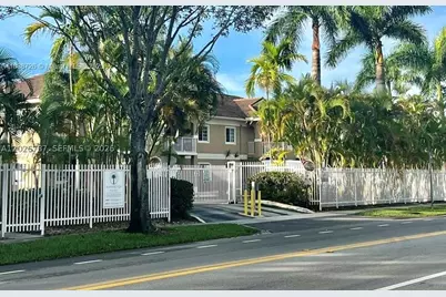 4812 Washington #147, Hollywood, FL 33021 - Photo 2