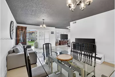 8941 S Hollybrook #205, Pembroke Pines, FL 33025 - Photo 10