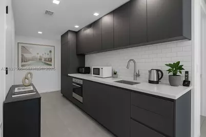 227 NE 2nd #2611, Miami, FL 33132 - Photo 8