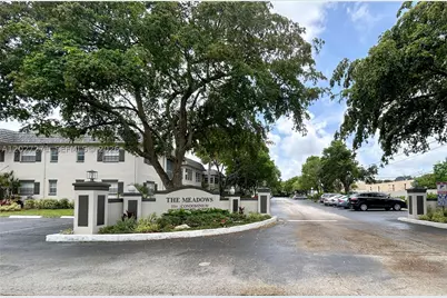 5621 SW 2nd #101, Margate, FL 33068 - Photo 2