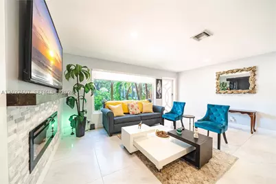1101 NE 5th, Hallandale, FL 33009 - Photo 2