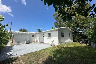 685 SW 7th, Dania Beach, FL 33004 - Photo 6