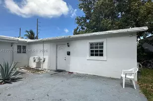 685 SW 7th, Dania Beach, FL 33004 - Photo 4