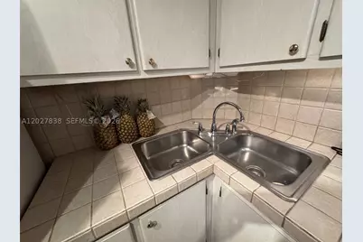 1950 N Andrews #205D, Wilton Manors, FL 33311 - Photo 42