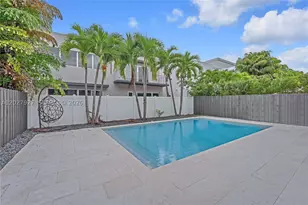 10250 NW 76th, Doral, FL 33178 - Photo 34