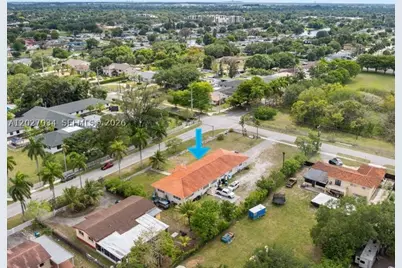 1895 NW 175th, Miami Gardens, FL 33056 - Photo 12