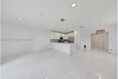 476 NE 194th, Miami, FL 33179 - Photo 8