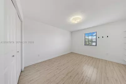 476 NE 194th, Miami, FL 33179 - Photo 18