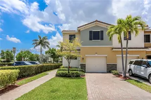 476 NE 194th, Miami, FL 33179 - Photo 2