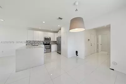 476 NE 194th, Miami, FL 33179 - Photo 4