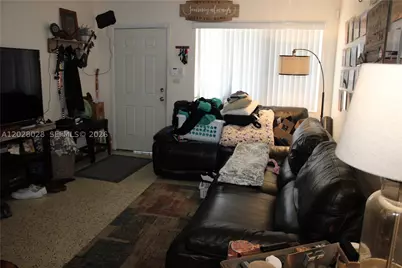 1022 NW 22nd, Miami, FL 33125 - Photo 6