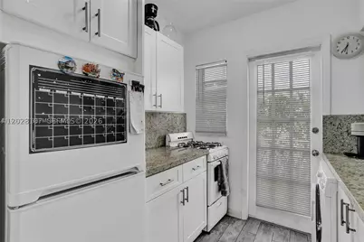 911 Meridian #104, Miami Beach, FL 33139 - Photo 6