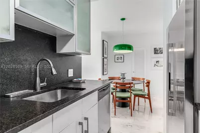 3 Island #11B, Miami Beach, FL 33139 - Photo 10